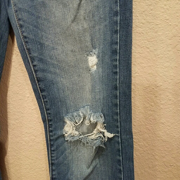 American Eagle Jeans Favorite Boyfriend Jeans - Picture 3 of 8